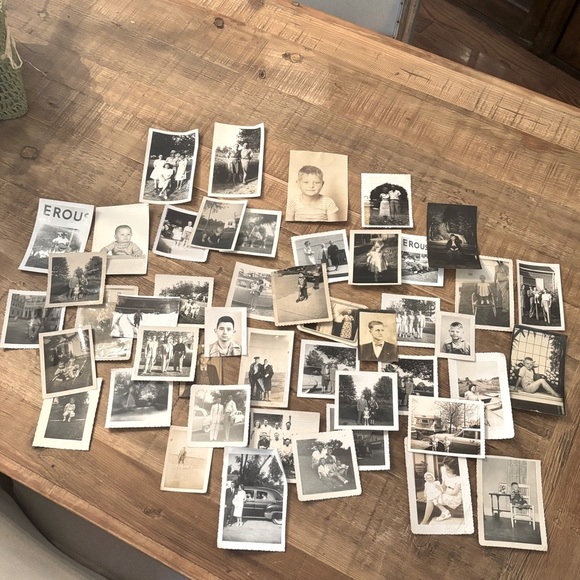 Authentic Vtg. Family Black/White Family Photographs Multiple Sizes- 45 Pictures - Picture 1 of 9